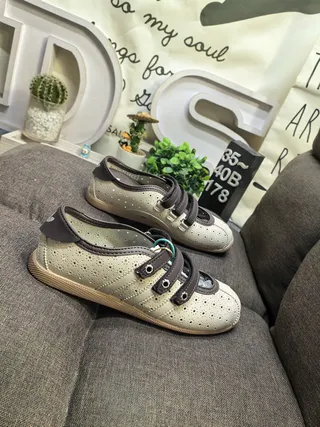 Cream Perforated Dual-Strap Mary Jane Shoes 9