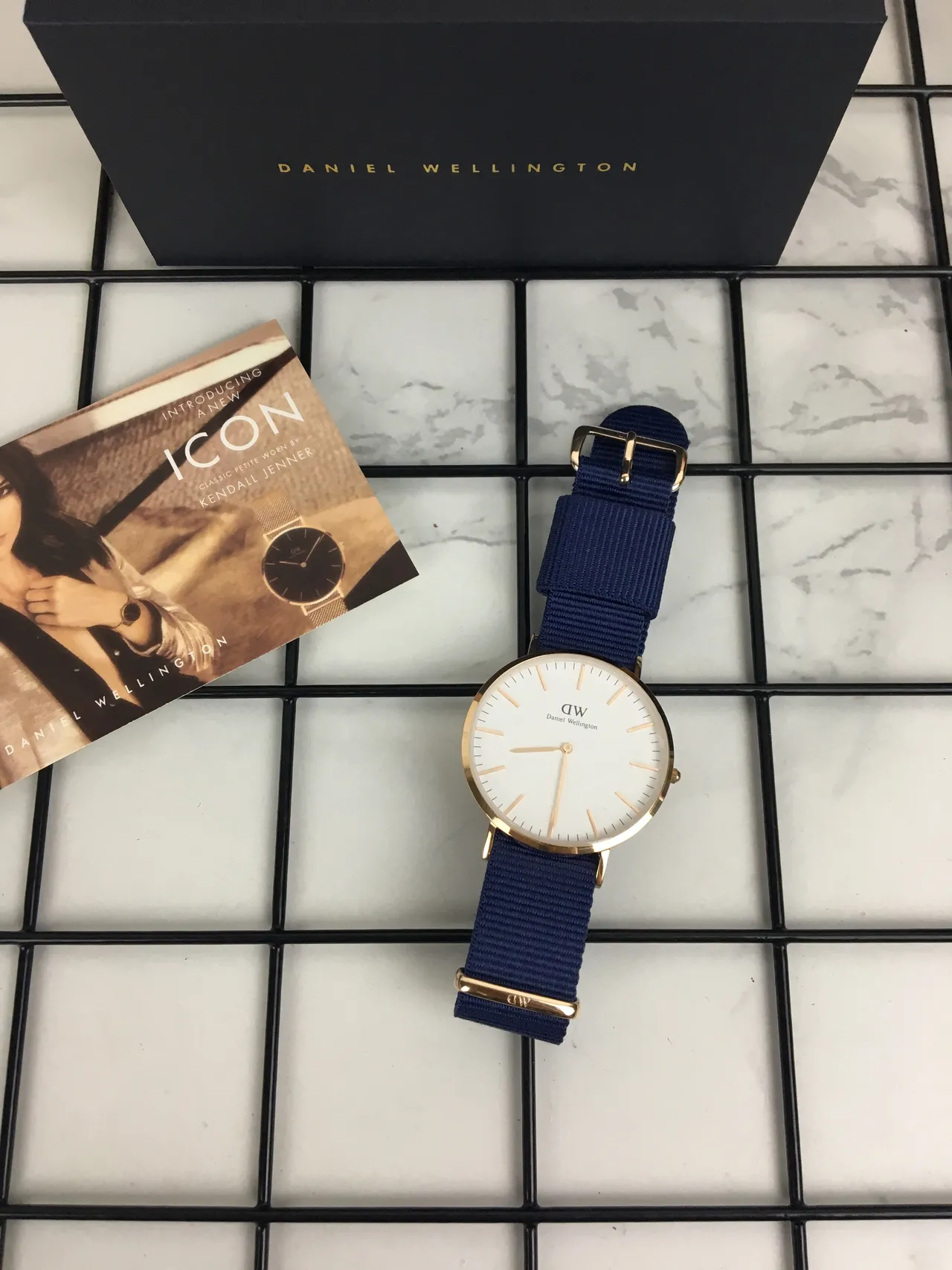 Daniel Wellington Navy Gold Minimalist Dial NATO Fabric Strap Quartz Watch 3
