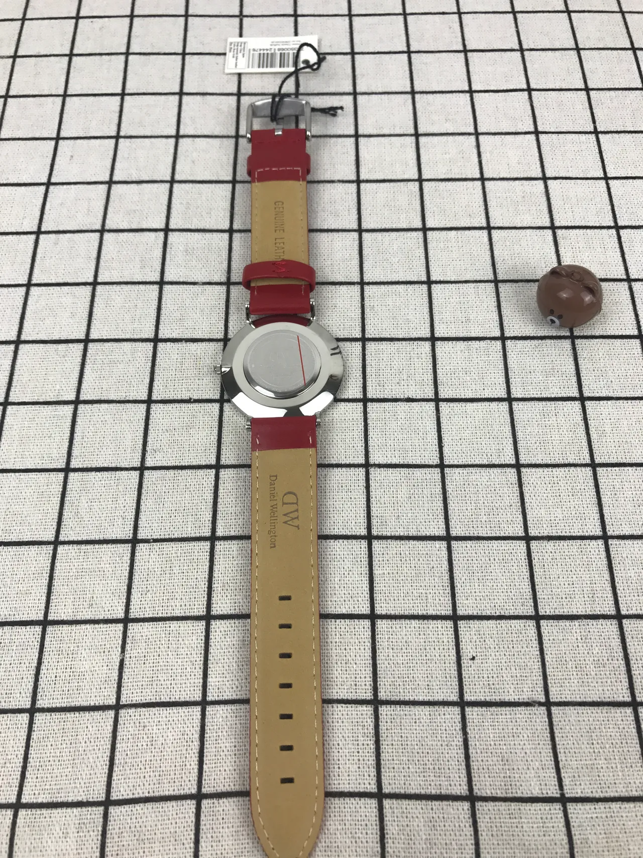 Daniel Wellington Red Black Minimalist Thin Case Quartz Watch 4