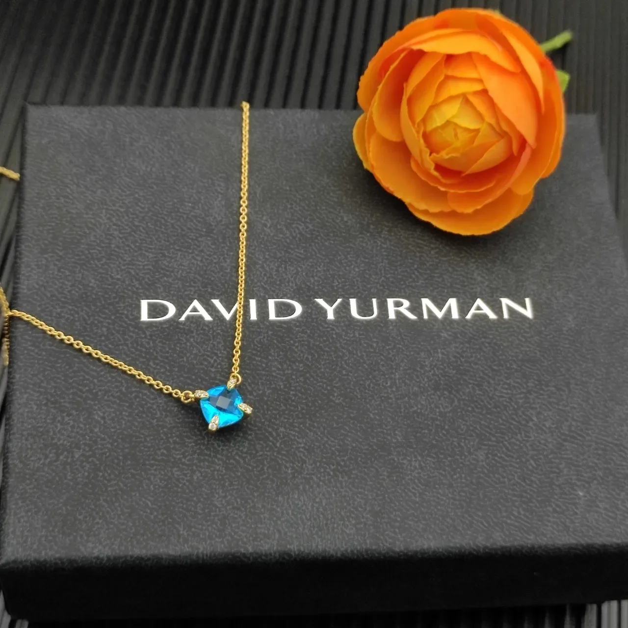 David Yurman Blue Gold Chain Cushion-Cut Gemstone Necklace 5