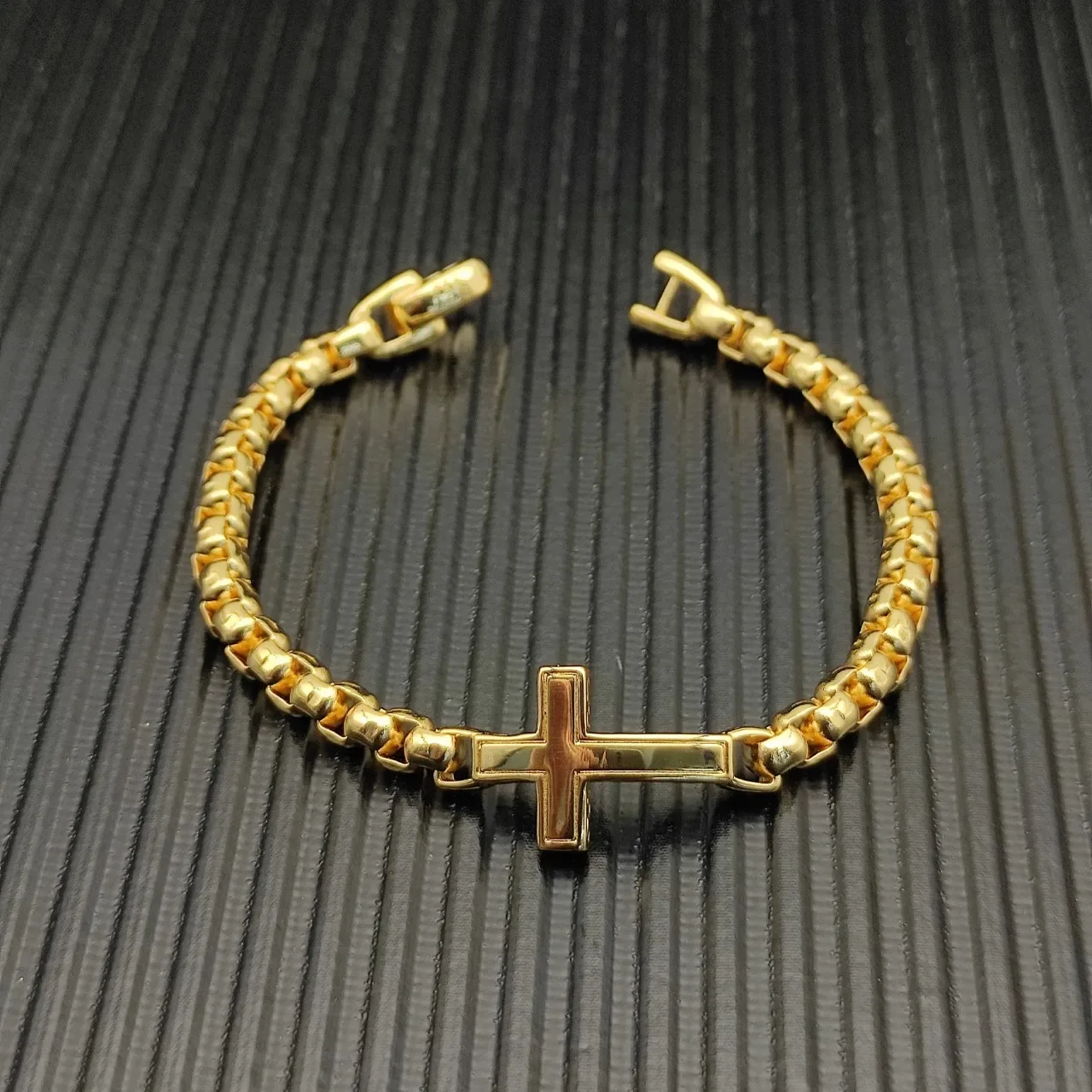 David Yurman Cable Classics Cross Polished Gold-Tone Bracelet 5