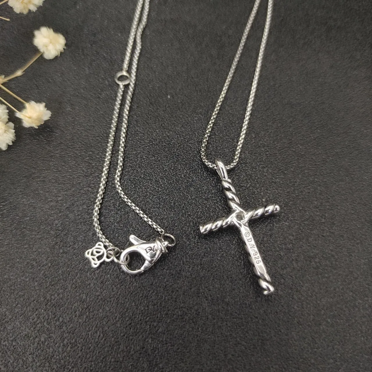David Yurman Cable Cross Silver Twisted Pendant Necklace 8
