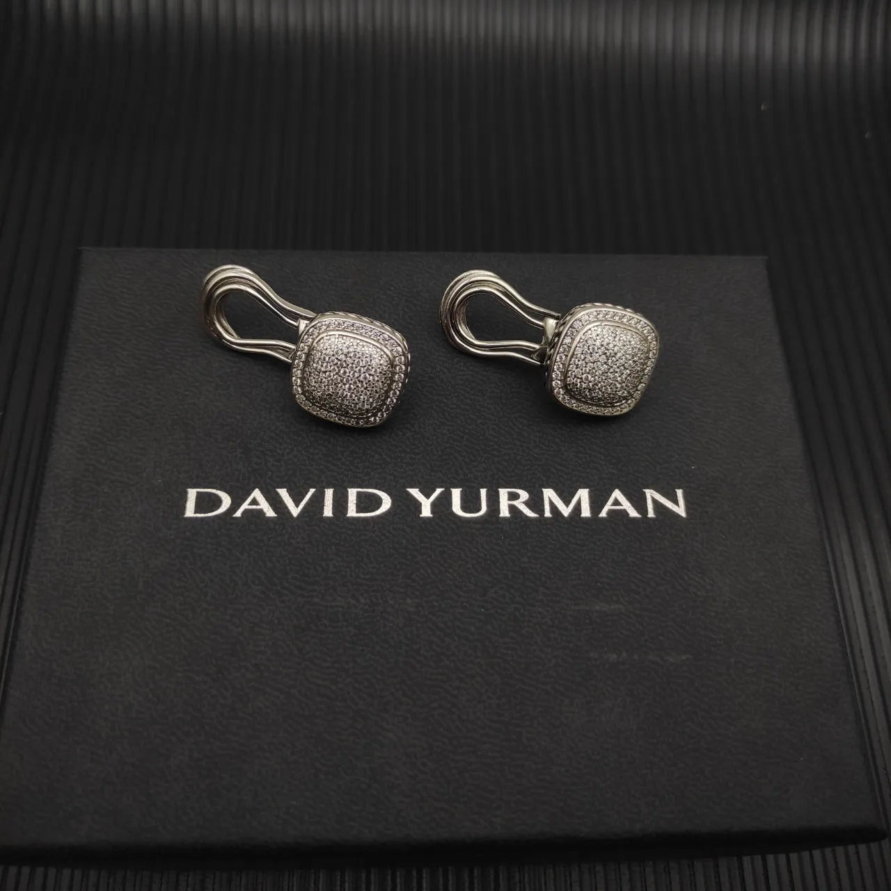 David Yurman Cushion Pavé Twisted Cable Clip-On Earrings 8