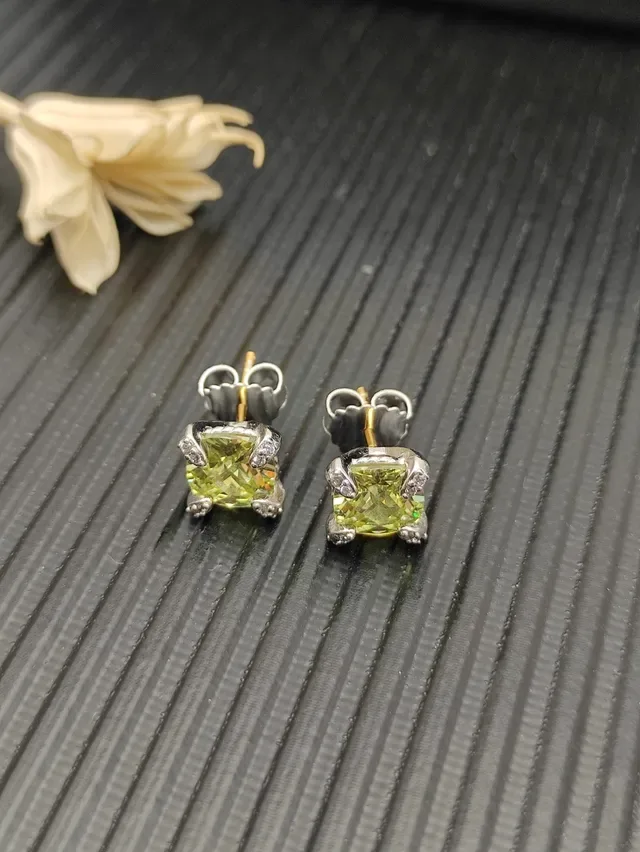 David Yurman Square-Cut Peridot Stud Earrings 4