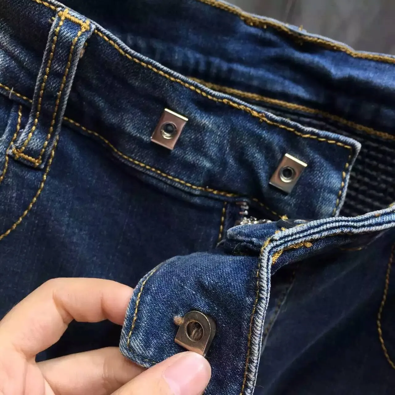 Distressed Zip-Pocket Moto Panel Jeans 3