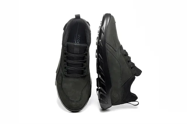 ECCO Black Mixed-Material Lifestyle Sneakers 7