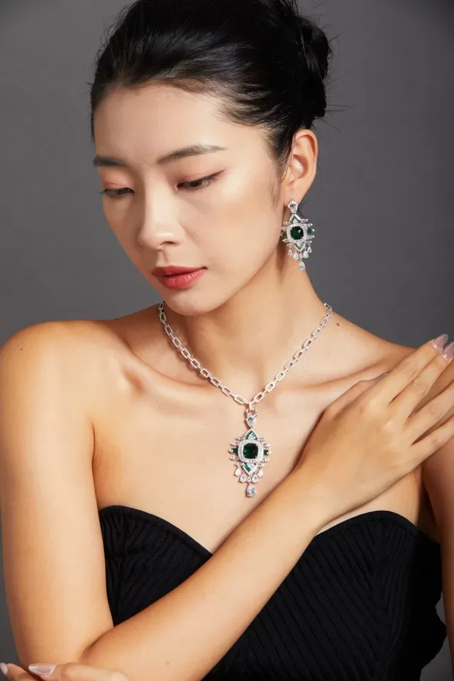 Emerald-Cut Green and Clear Stone Pendant Necklace 8