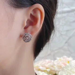 Floral Pavé Crystal Stud Earring