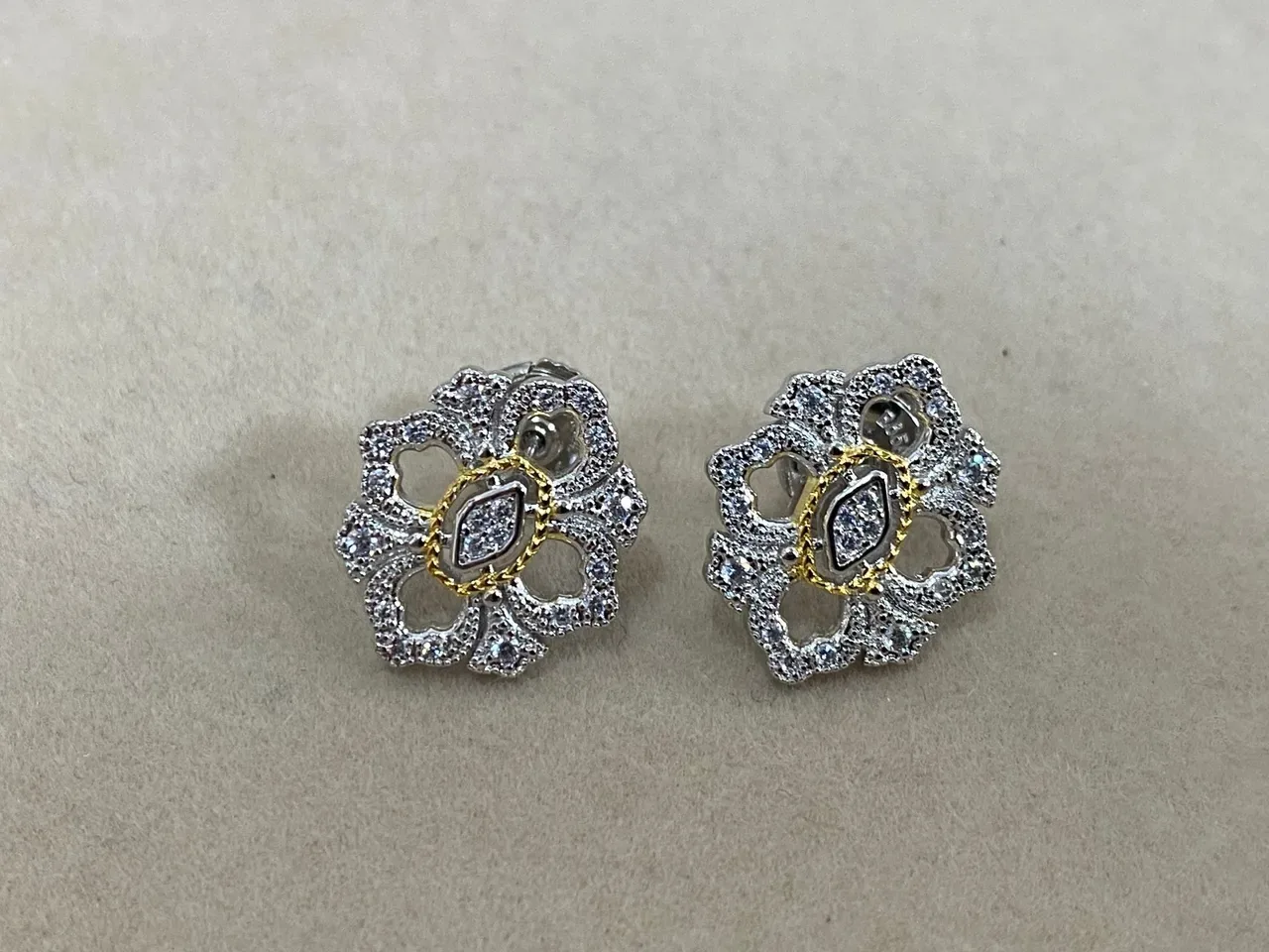 Floral Quatrefoil Pavé Two-Tone Stud Earrings 9