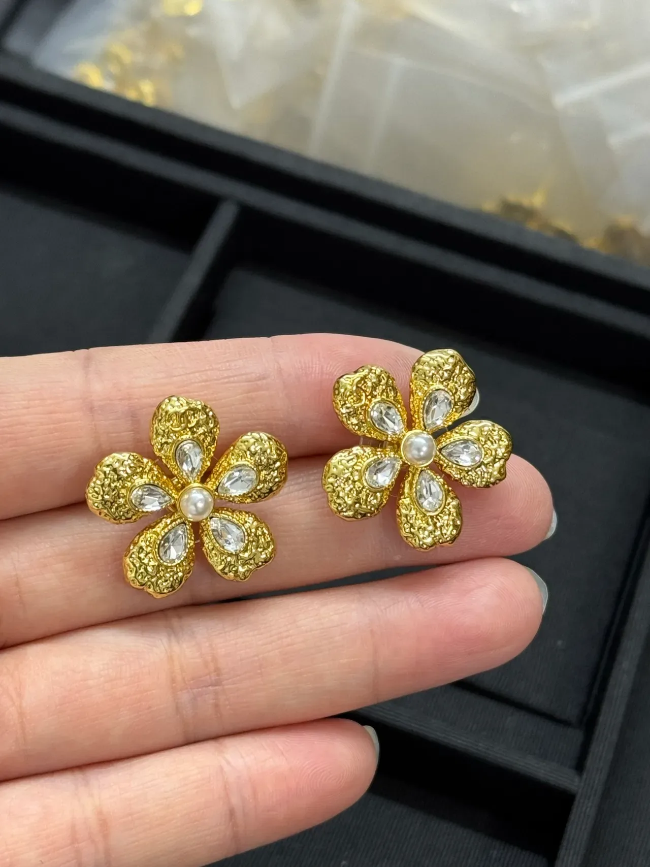 Floral Textured Gold-Tone Pearl and Crystal Stud Earrings 3