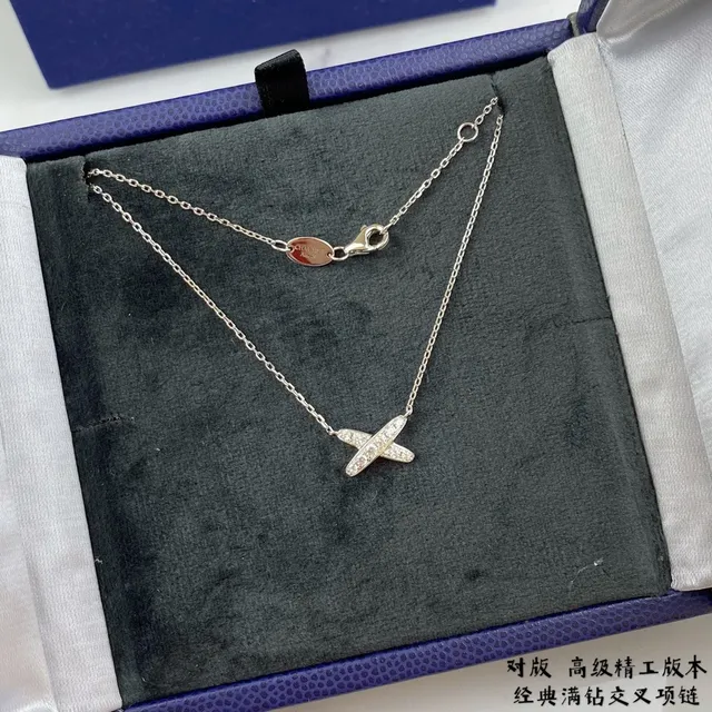 Fred X Motif Full-Pavé Cross Pendant Necklace 3
