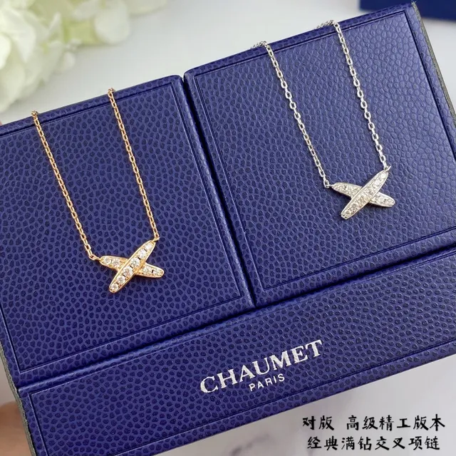 Fred X Motif Full-Pavé Cross Pendant Necklace 4