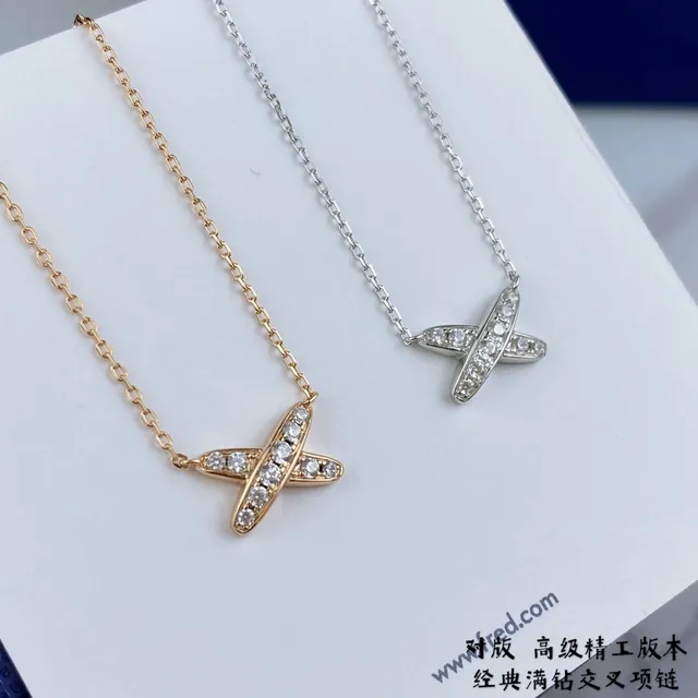 Fred X Motif Full-Pavé Cross Pendant Necklace 6