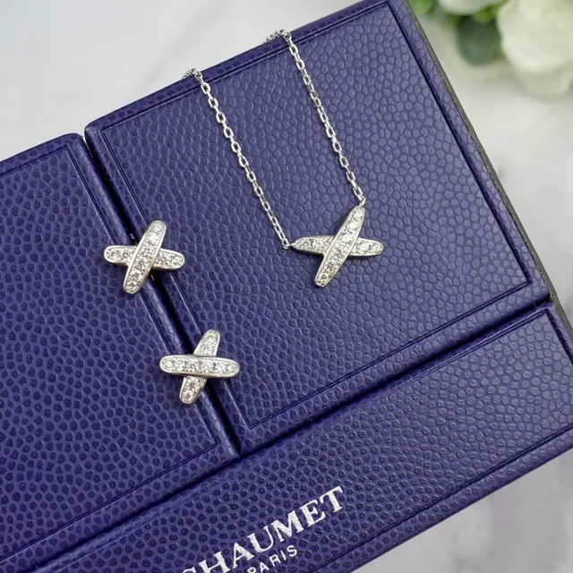 Fred X Motif Full-Pavé Cross Pendant Necklace 8