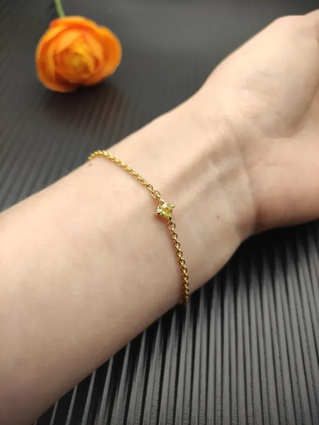 Gold Beige Rope Chain Single Faceted Stone Pendant Bracelet 7