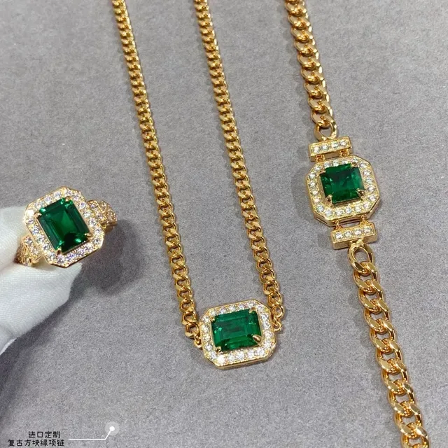 Gold Green Curb Chain Emerald-Cut Gemstone Necklace 9