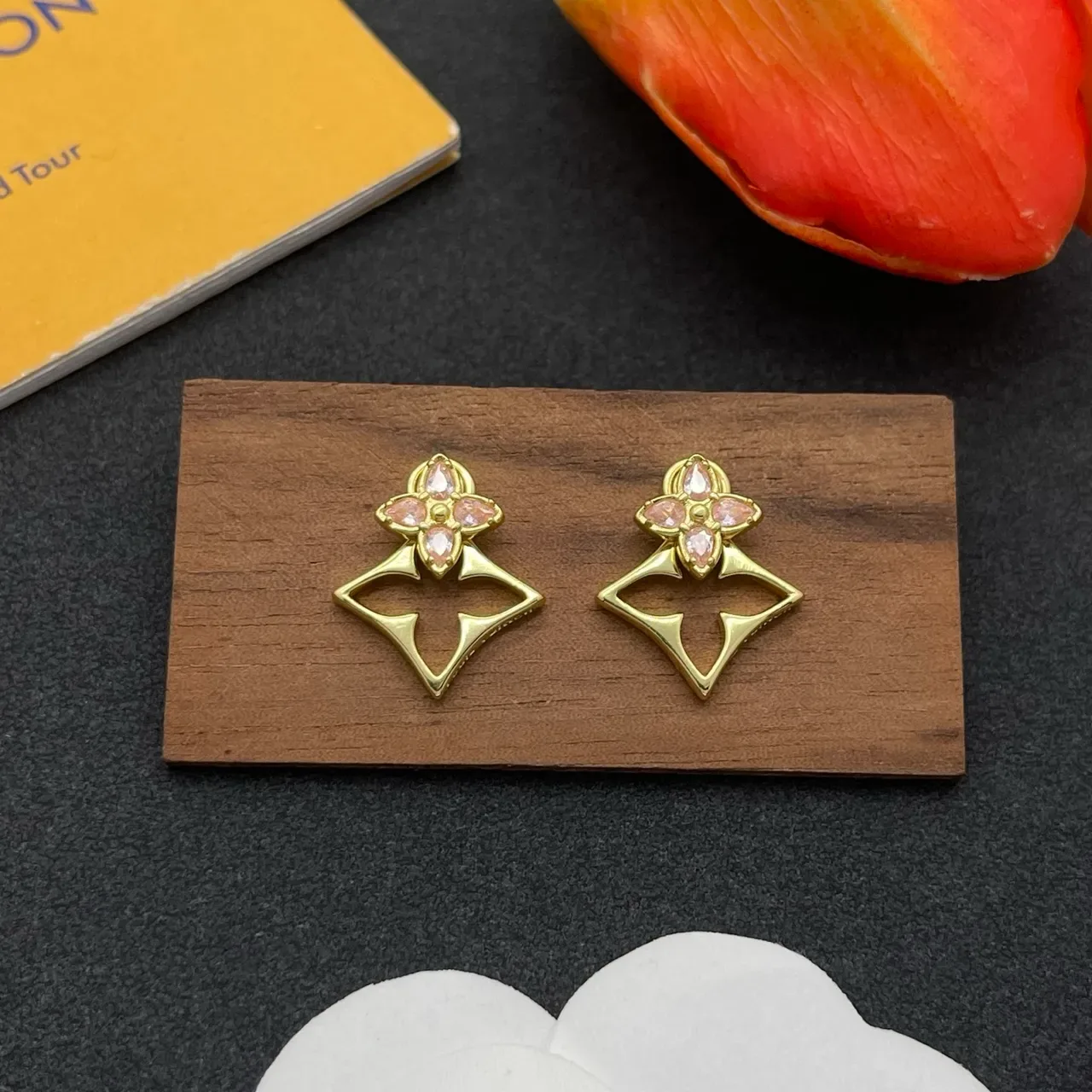 Gold Pink Metal Four-Petal Flower Motif Earrings 7