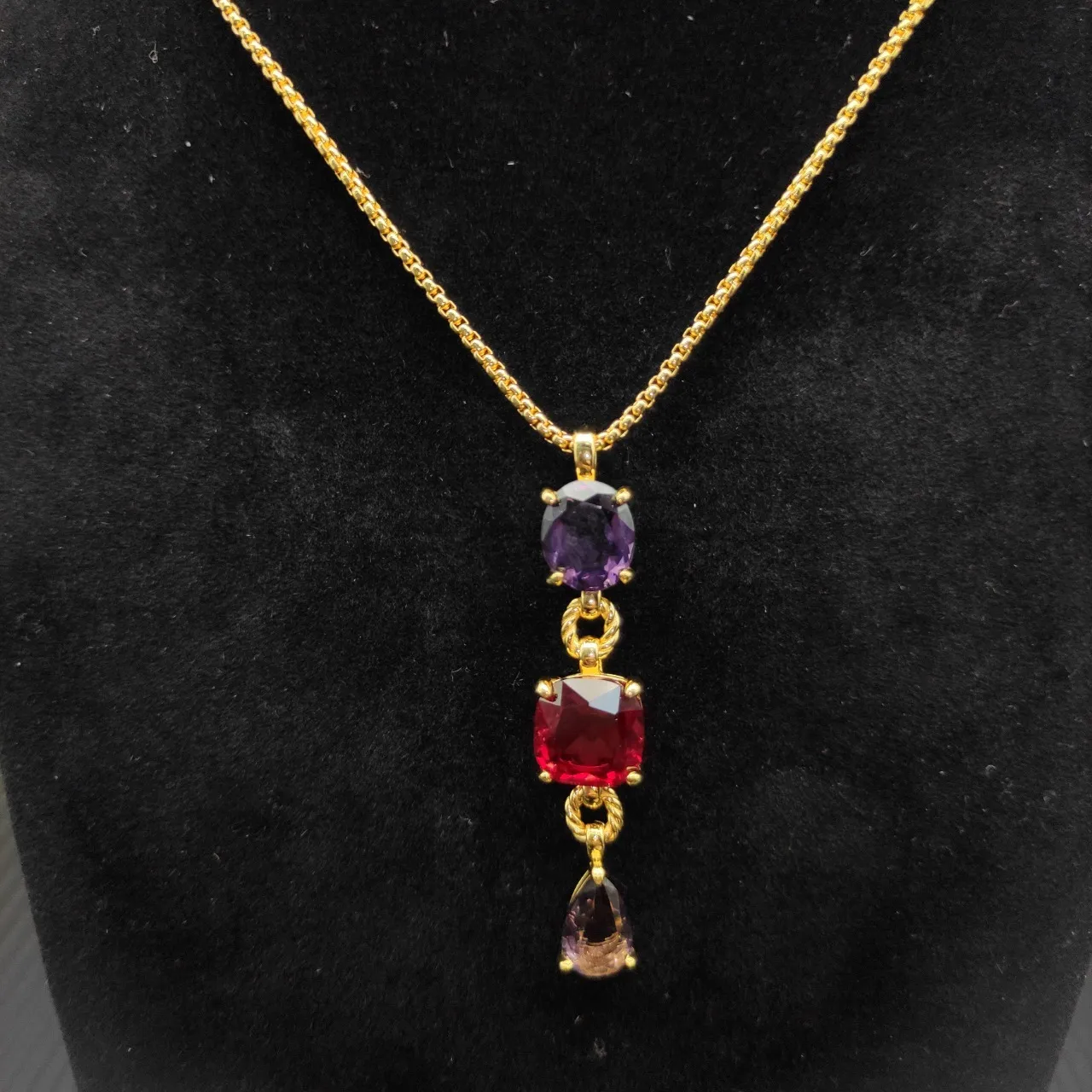 Gold Purple Three-Stone Vertical Drop Twisted-Link Connectors Necklace 5