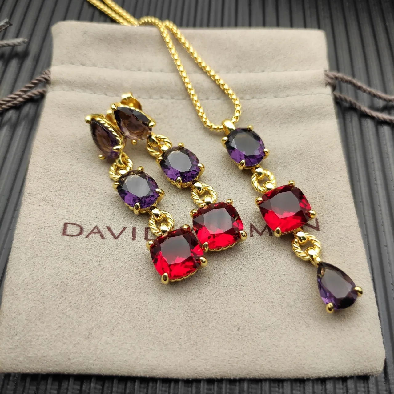 Gold Purple Three-Stone Vertical Drop Twisted-Link Connectors Necklace 4