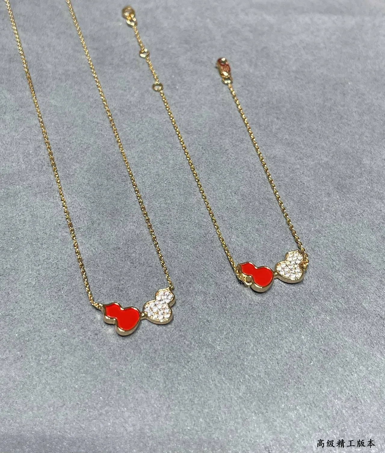 Gold Red Chain Dual Heart Pendants Necklace 4