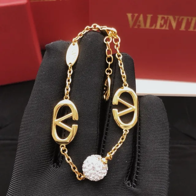 Gold Silver Chain Interlocking Logo Charms Bracelet 4
