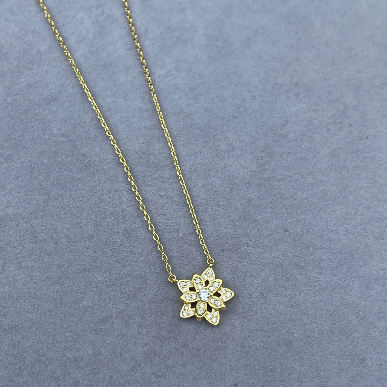 Collier pendentif fleur or argent Pavé-Set pierres 3