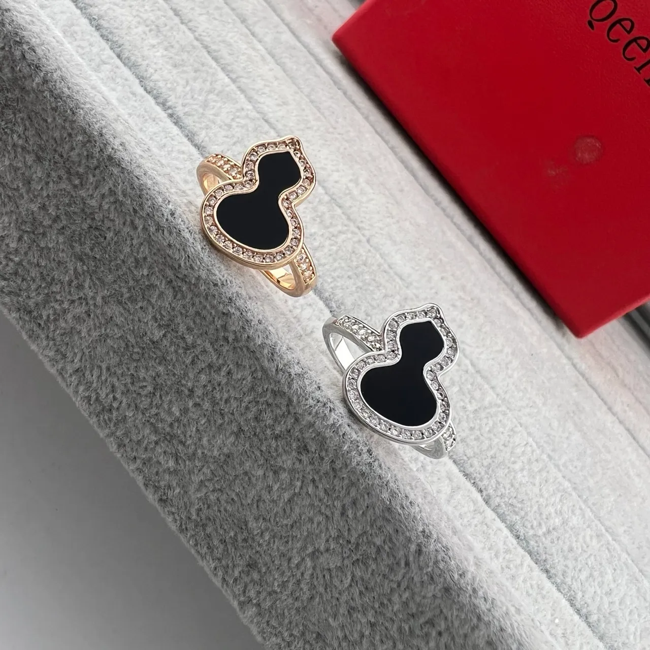 Gold Silver Gourd-Shaped Enamel Inlay Pavé Crystal Border Ring 4