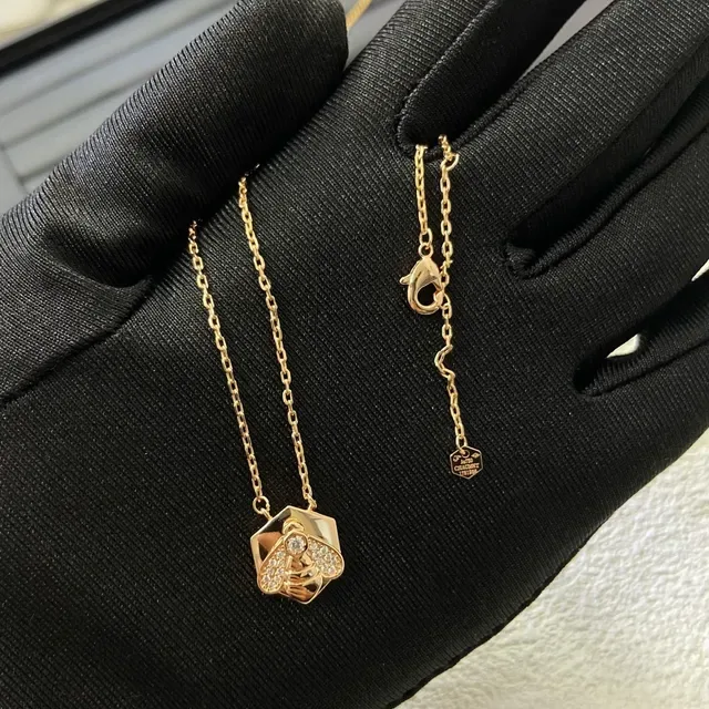 Gold Silver Hexagonal Pendant Pavé Crystal Bee Motif Necklace 3