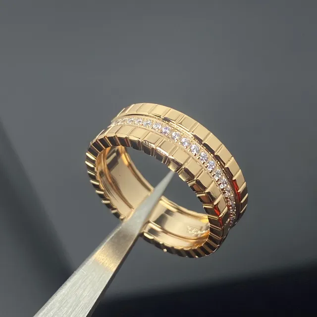 Gold Silver Segmented Block-Textured Band Pavé-Set Stones Ring 7