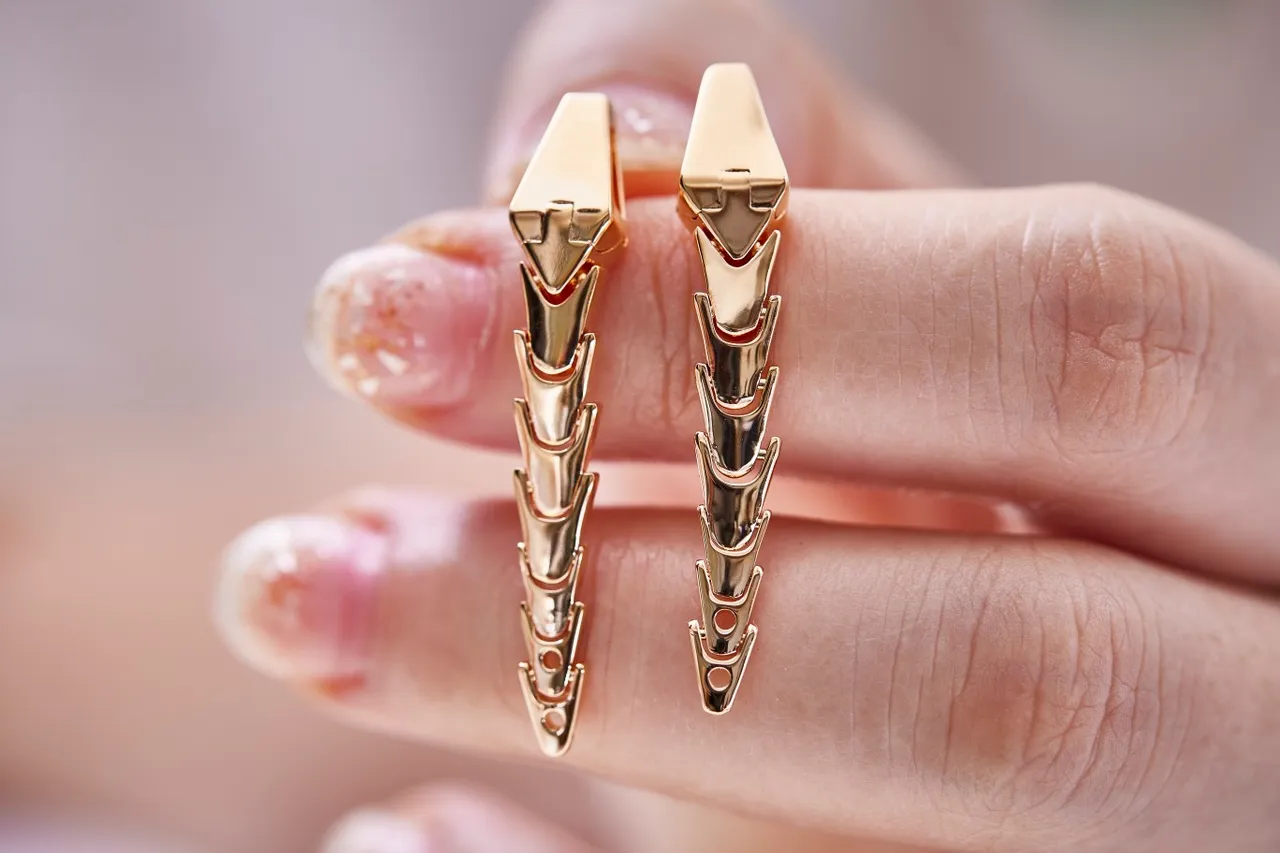 Gold-Tone Articulated Segment Earrings 6