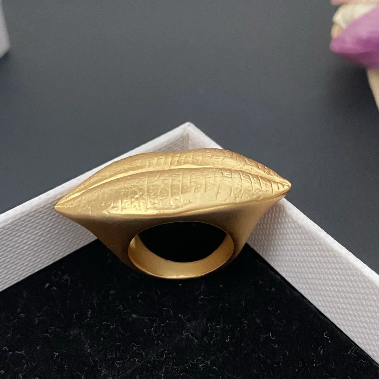 Gold-Tone Eye-Shaped Textured Ring 8