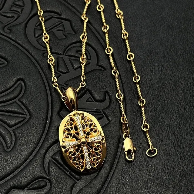 Collier pendentif en croix de filigrane cristal doré 7