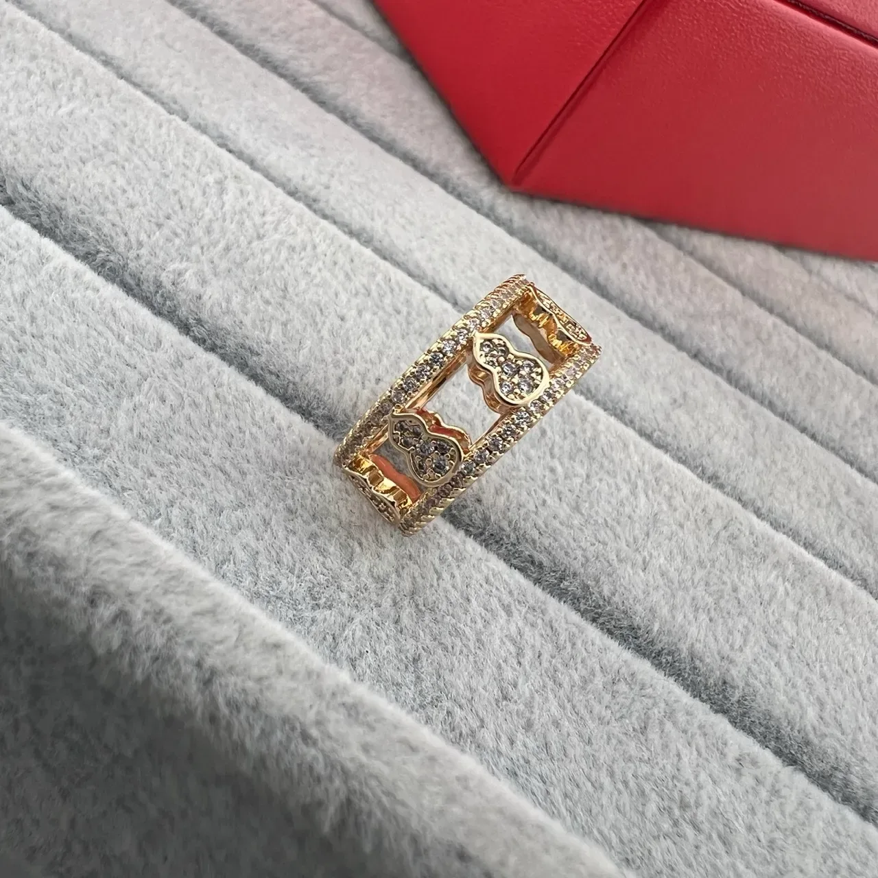 Gold-Tone Pavé Crystal Openwork Heart Motif Rings 4