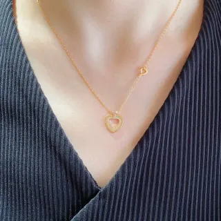 金色调镶钻开放心形吊坠项链