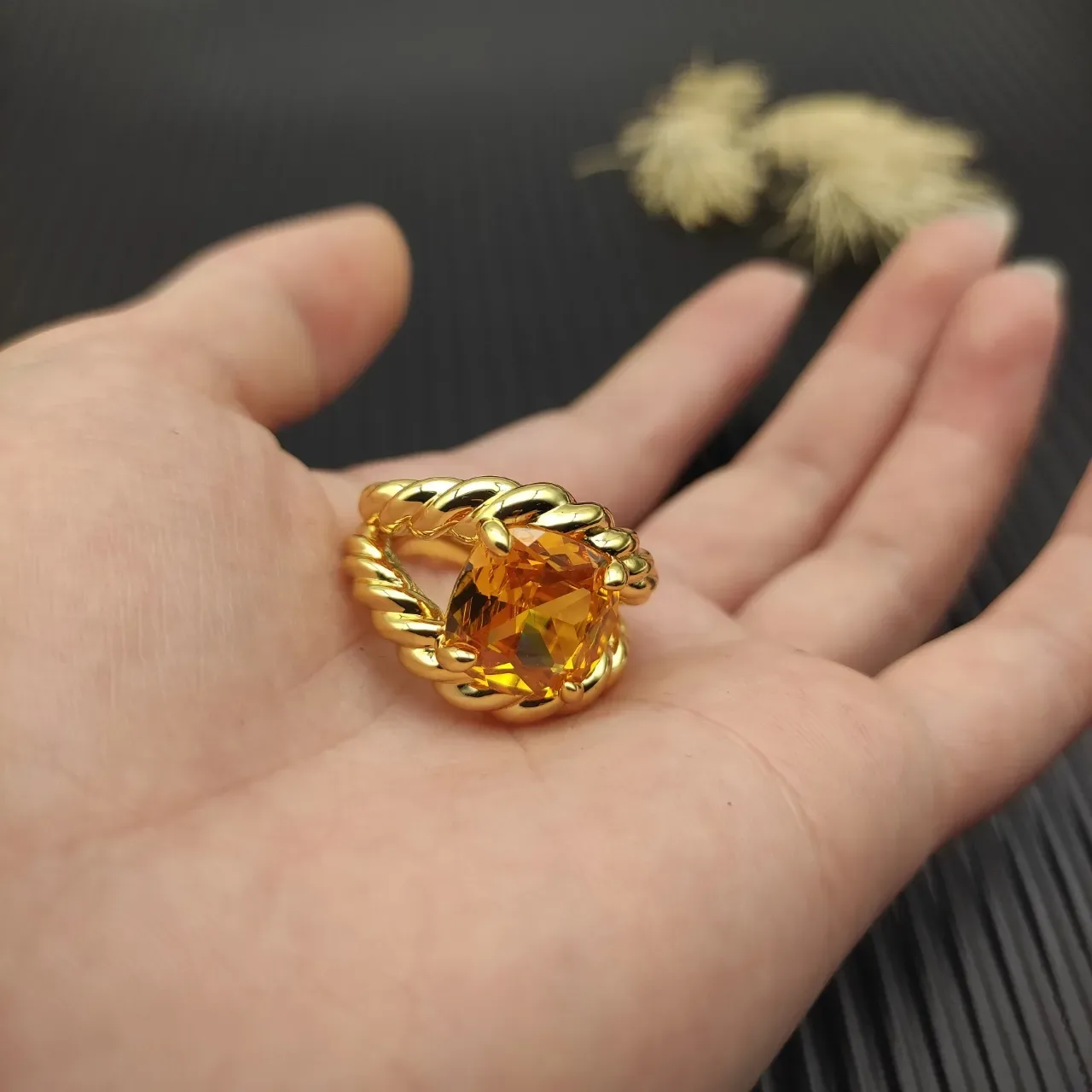 Gold-Tone Twisted Rope Band Cushion-Cut Amber Gemstone Ring 5
