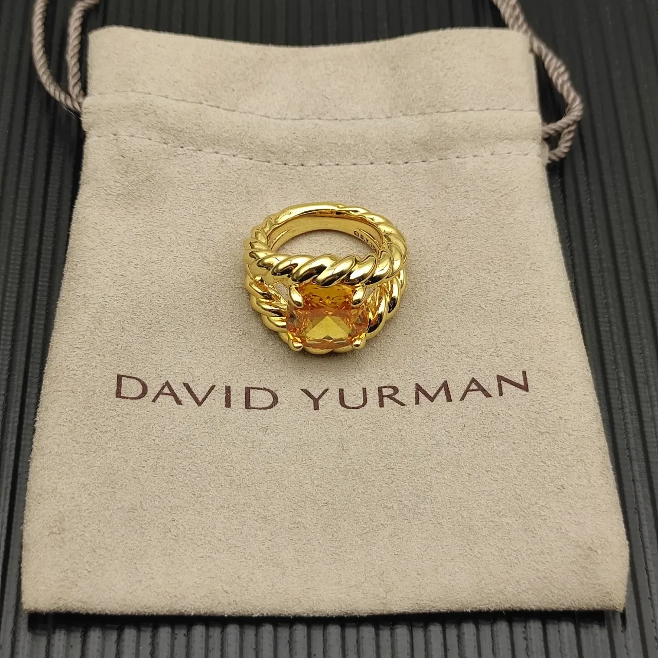 Gold-Tone Twisted Rope Band Cushion-Cut Amber Gemstone Ring 10