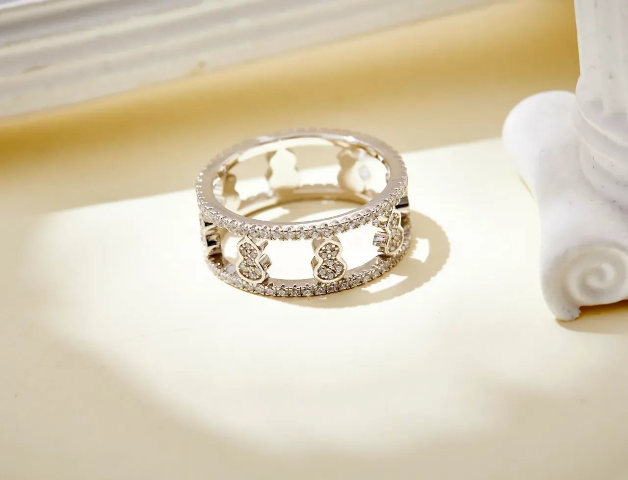 Gold-Toned Pavé-Set Openwork Heart Motif Ring 7