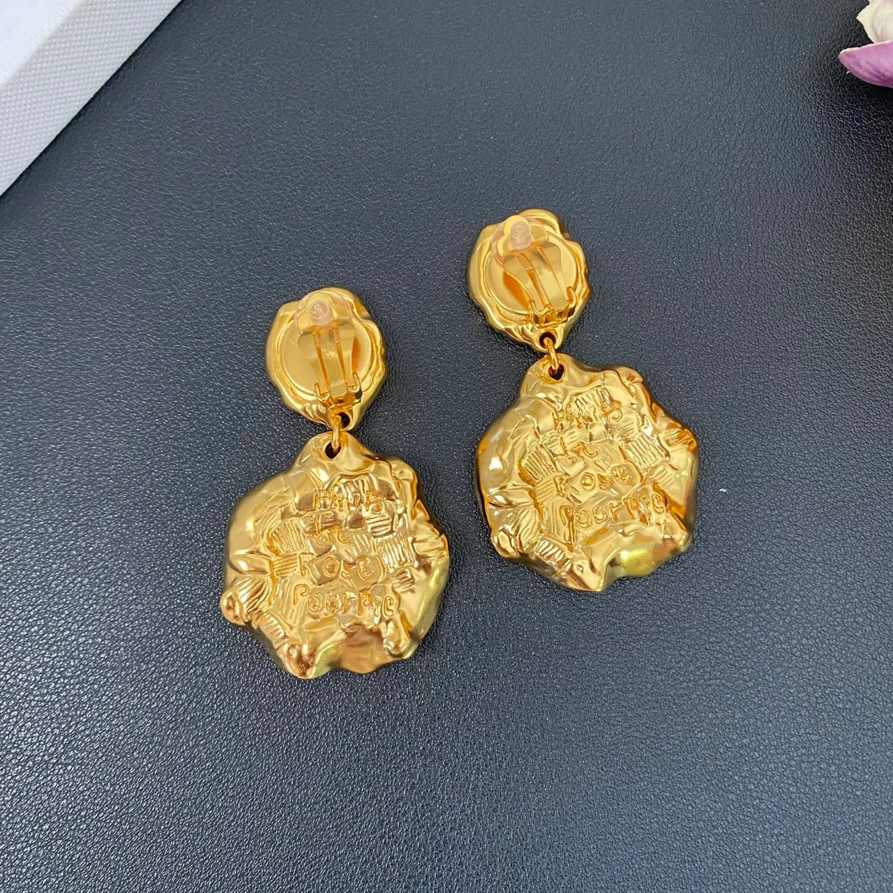 Gold Transparent Textured Metal Faceted Crystal Centerpiece Earrings 4