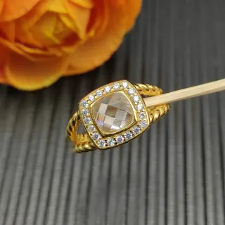 Gold Twisted Band Cushion-Cut Halo Ring