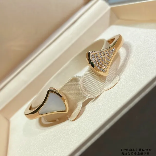 Gold White Fan-Shaped Open Cuff Bracelet 6