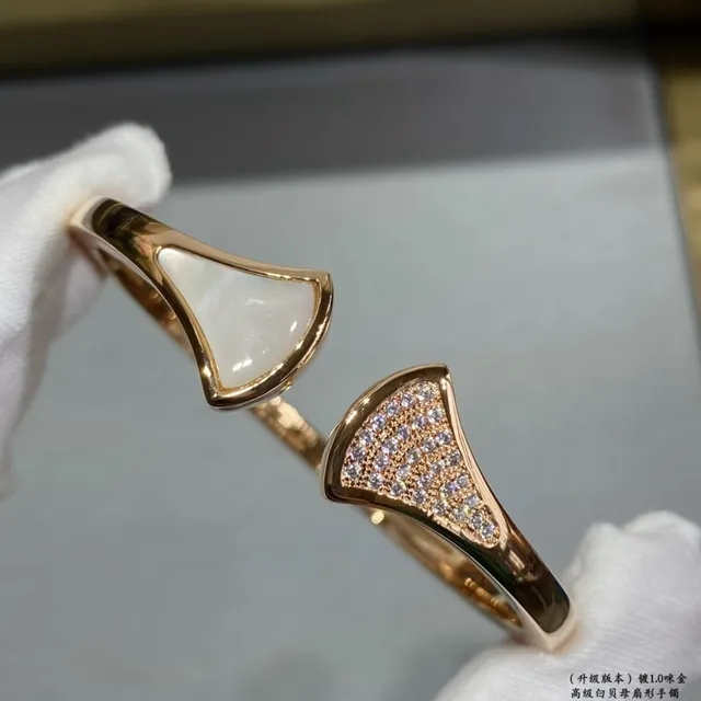 Gold White Fan-Shaped Open Cuff Bracelet 7