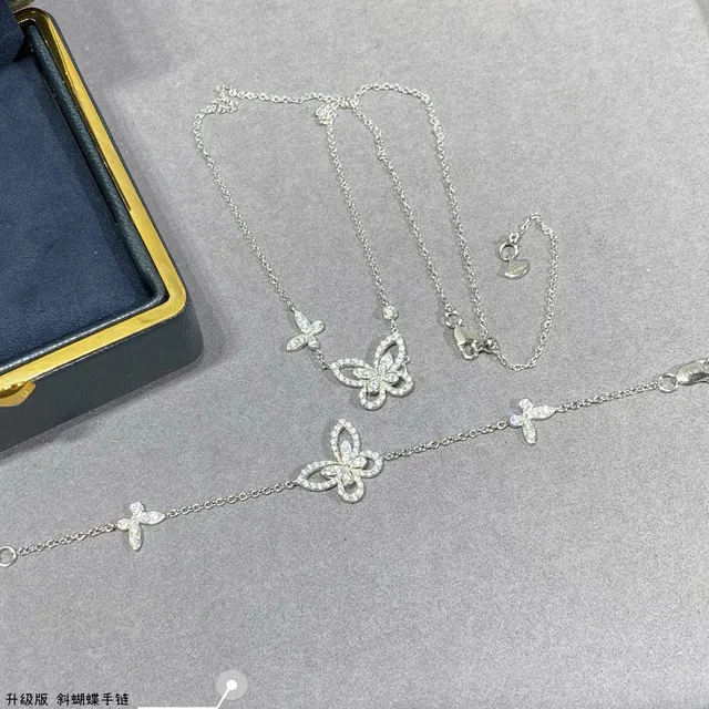 Graff Butterfly Pavé Diamond Bracelet 2
