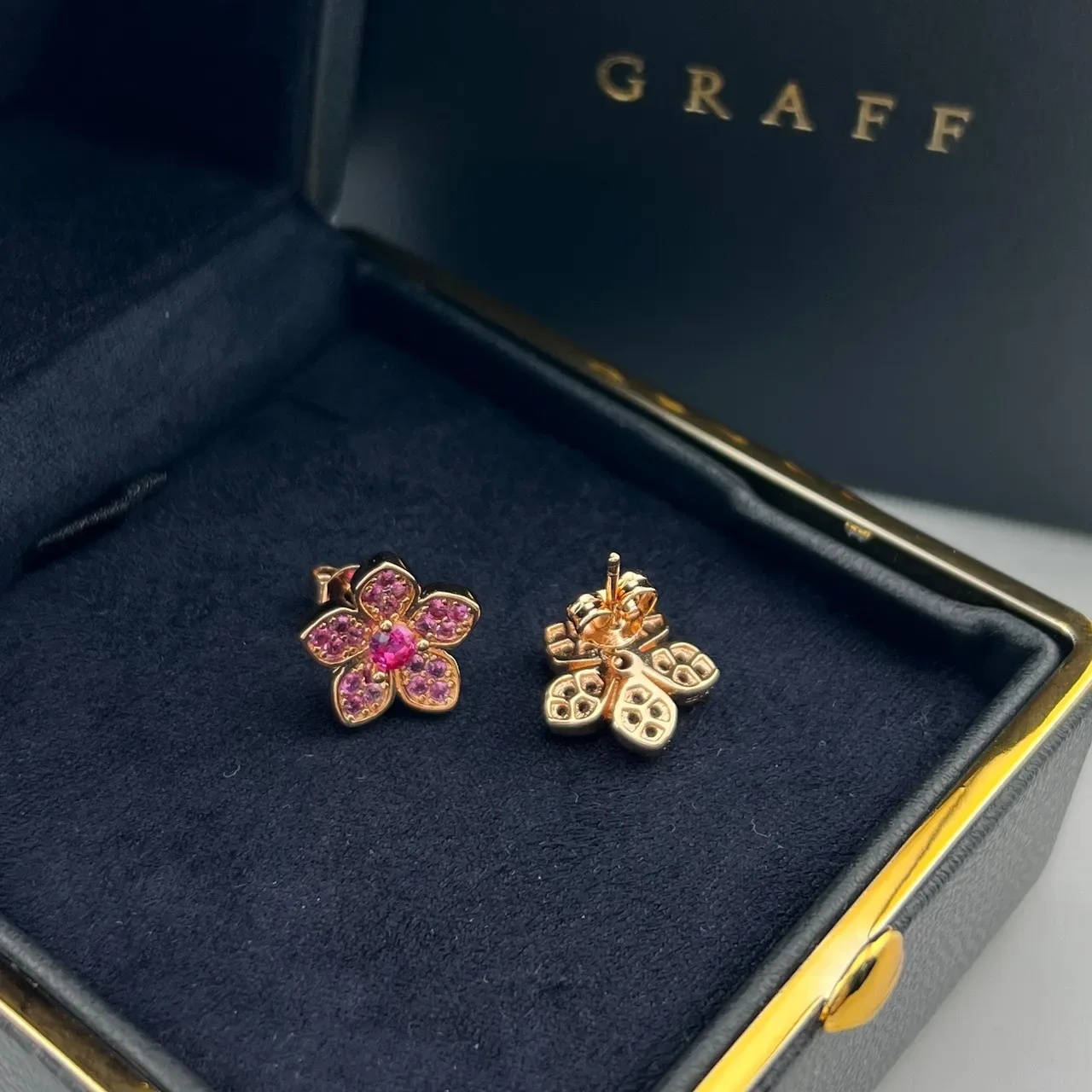 Graff Flower-Shaped Pavé Pink Gemstone Stud Earrings 2