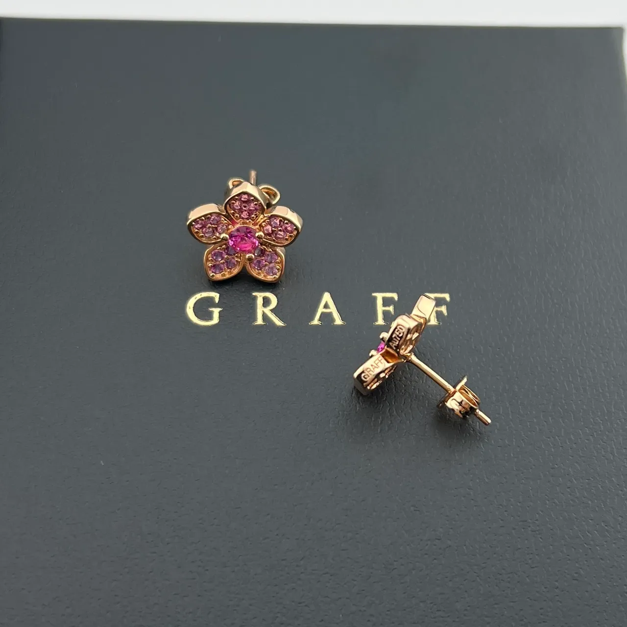 Graff Flower-Shaped Pavé Pink Gemstone Stud Earrings 3