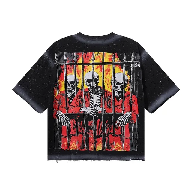 Graphic-Print Cropped Oversized T-Shirt 2