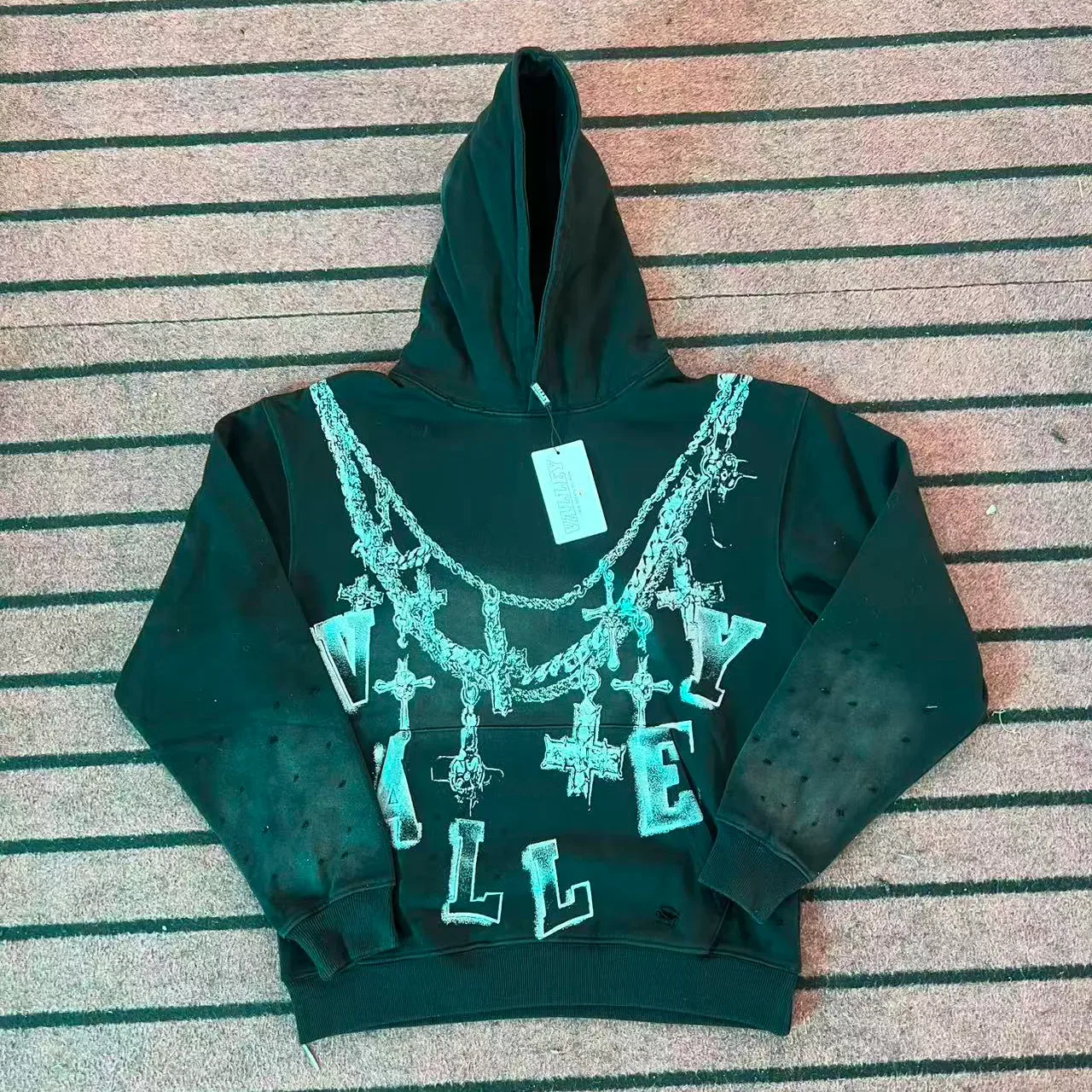 Graphic-Print Distressed Sleeve Hoodie 4