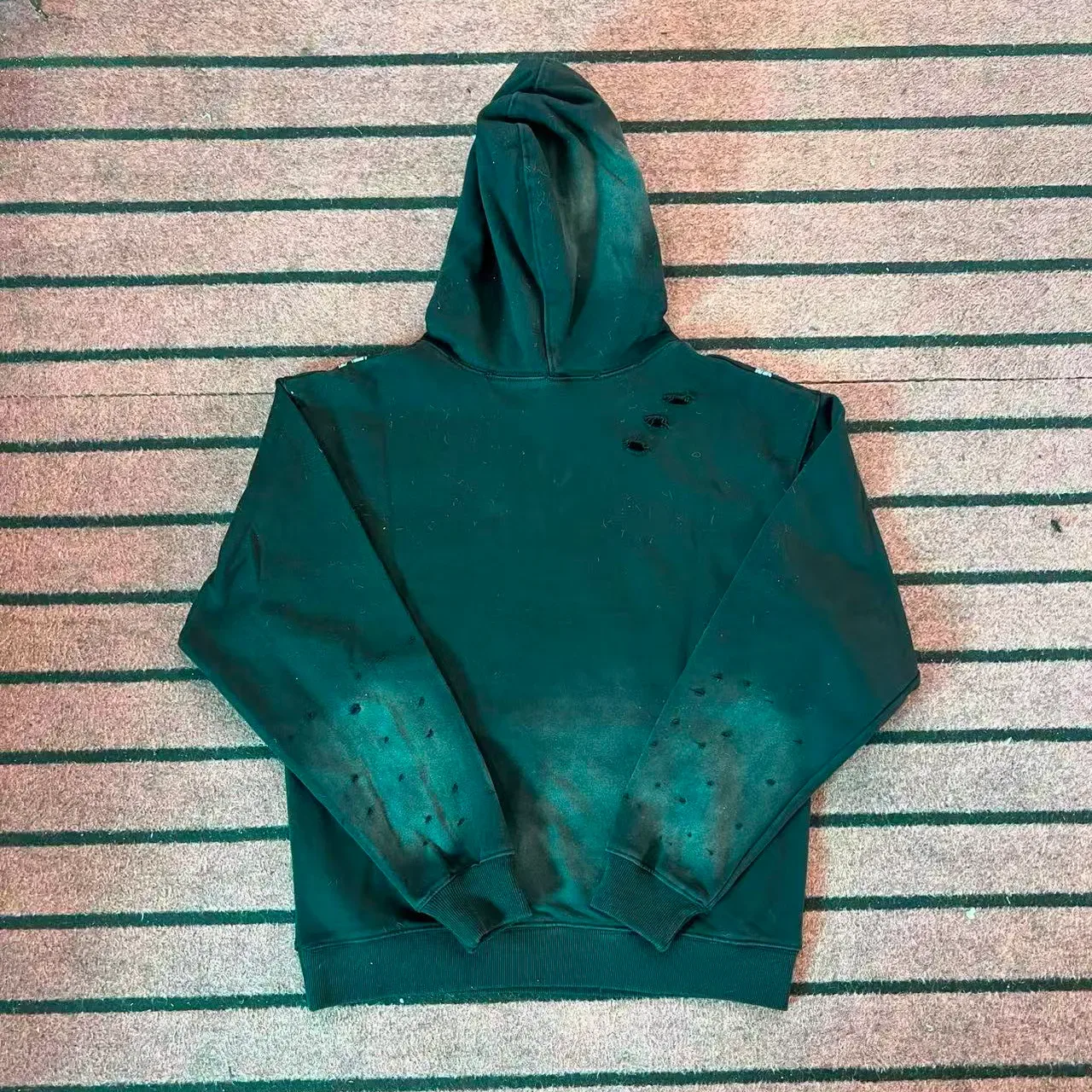 Graphic-Print Distressed Sleeve Hoodie 5