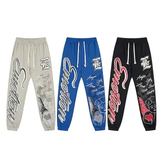 Graphic-Print Elastic-Waist Cuffed Jogger Sweatpants
