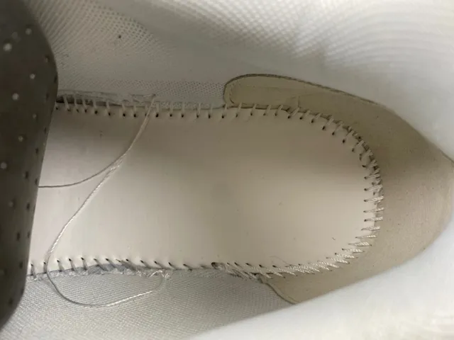 Gray and Silver Arrow Logo Lifestyle Sneakers 8