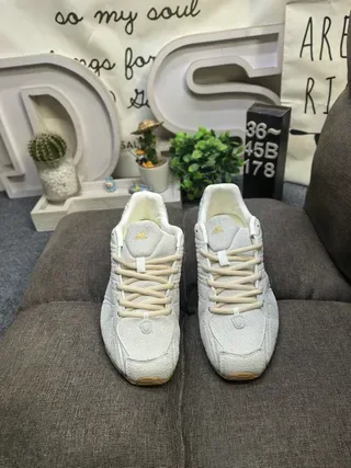 Gray Beige Textured Suede-Like Upper Sculpted Wave-Pattern Overlays Sneakers 10
